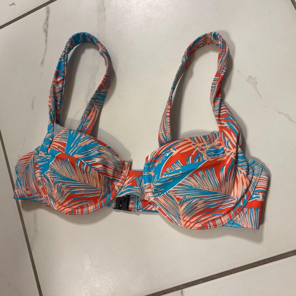 Vetchy Laguna Top